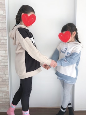 「TEG TEG（テグテグ）のアイテム」を使った、riinanaさん（キッズ・128cm）の冬コーディネート