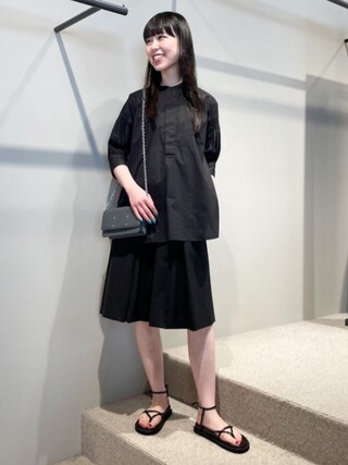 EDITION（エディション）の「ウォッシャブルトロ タックハーフパンツ