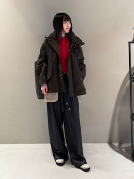 「レッド」｜「アイテム（スラックス）」を使った、Shimakawa_TOMORROWLANDさん（レディース・163cm）の秋コーディネート