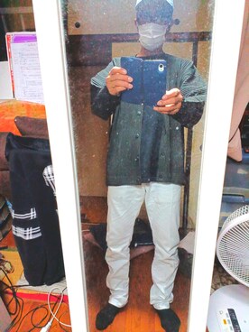 「HOMME PLISSE ISSEY MIYAKE（オムプリッセイッセイミヤケ）のアイテム（その他アウター）」を使った、薮内裕人さん（メンズ・169cm）の秋コーディネート
