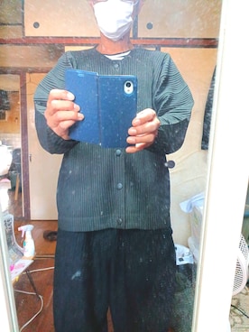 「HOMME PLISSE ISSEY MIYAKE（オムプリッセイッセイミヤケ）のアイテム（その他アウター）」を使った、薮内裕人さん（メンズ・169cm）の秋コーディネート