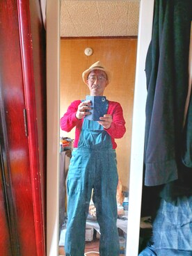 「Y's（ワイズ）のアイテム（サロペット/オーバーオール）」を使った、薮内裕人さん（メンズ・169cm）の春コーディネート