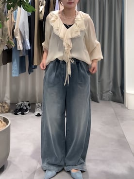 「DouDou（ドゥドゥ）のキュプラフリルブラウス（シャツ/ブラウス）」を使った、doudouyunaさん（レディース・157cm）の秋コーディネート