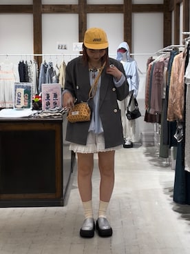 「アイテム（パンツ、オレンジ系）」を使った、濱川　ひよりさん（レディース・162cm）の秋コーディネート