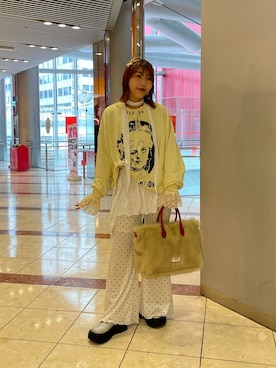 「アイテム（シューズ）」を使った、濱川　ひよりさん（レディース・162cm）の秋コーディネート