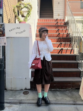 「CIAOPANIC（チャオパニック）のフロントシャーリングドットベロアトップス（Tシャツ/カットソー、ホワイト系）」を使った、濱川　ひよりさん（レディース・162cm）の夏コーディネート