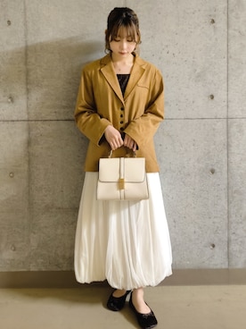 「アイテム（バレエシューズ）」を使った、かえさん（レディース・162cm）の秋コーディネート