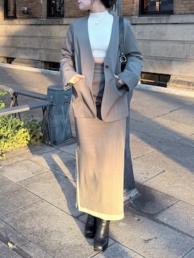 「グレー」｜「アイテム（ノーカラージャケット）」を使った、Reurie'さん（レディース・164cm）の冬コーディネート