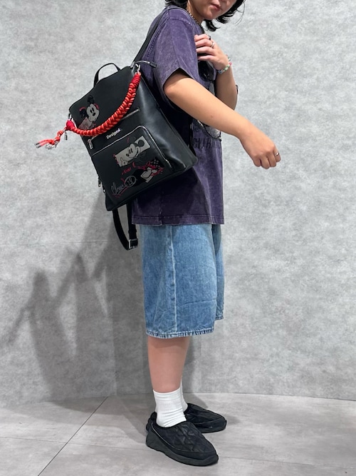 ミッキー刺繍 ブラックリュック Coleman ブラック リュック ミッキー