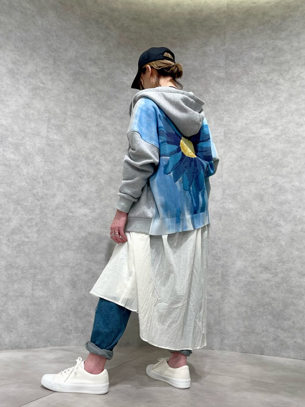 デシグアル Desigual マーガレット ファスナー オーバーサイズフーディ （グレー） デシグアル Desigual マーガレット ファスナー オーバーサイズ