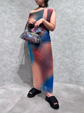 「アイテム（ワンピース）」を使った、Desigual EXPO STAFFさん（メンズ・161cm）の夏コーディネート