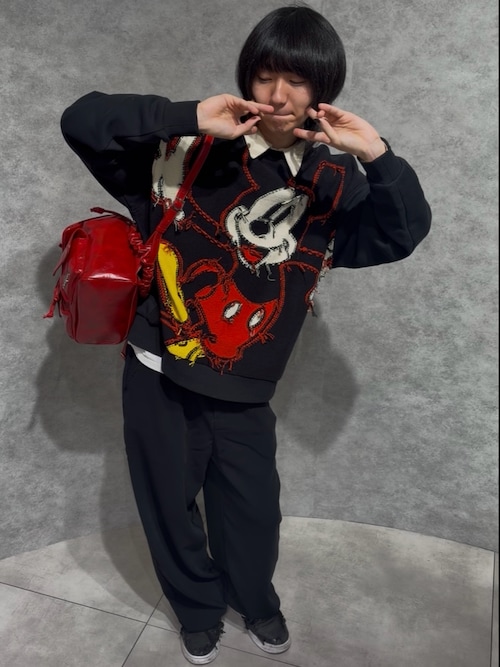 セール】ミッキーマウス刺繍 ラウンドネック長袖スウェットシャツ