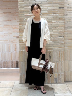「Elura（エルーラ）のラメタンクトップ／105302（Tシャツ/カットソー、ベージュ系）」を使った、ユキさん（レディース・157cm）の夏コーディネート