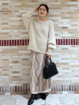 「アイテム（バレッタ/ヘアクリップ、ブラウン系）」を使った、ユキさん（レディース・157cm）の冬コーディネート