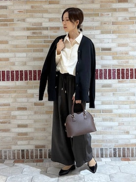 「アイテム（パンプス、グレー系）」を使った、ユキさん（レディース・157cm）の秋コーディネート