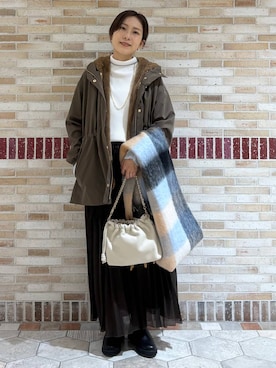 「アイテム（マウンテンパーカー）」を使った、ユキさん（レディース・157cm・30代）の秋コーディネート