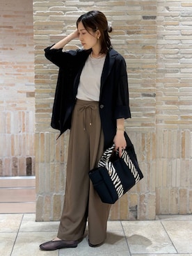 「Elura（エルーラ）のラメタンクトップ／105302（Tシャツ/カットソー、ベージュ系）」を使った、ユキさん（レディース・157cm）の春コーディネート