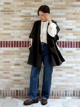 「アイテム（ポンチョ）」を使った、ユキさん（レディース・157cm）の秋コーディネート