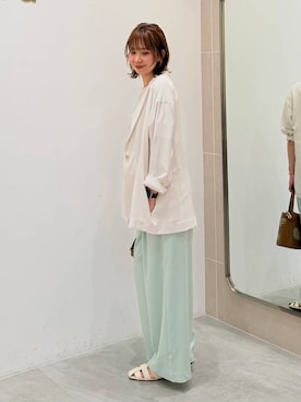 「Elura（エルーラ）のグルカパンプス/637045（高跟鞋、ホワイト系）」を使った、mikaxさん（レディース・158cm）の春コーディネート