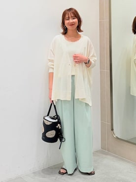 「Elura（エルーラ）のHole digging bag/640659（手袋、ブラック系）」を使った、mikaxさん（レディース・158cm）の春コーディネート