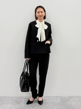 「アイテム（ノーカラージャケット）」を使った、mikaxさん（レディース・158cm・40代）の秋コーディネート