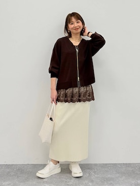 「Elura（エルーラ）の裾レースタンク/605388（背心、ブラウン系）」を使った、mikaxさん（レディース・158cm）の春コーディネート