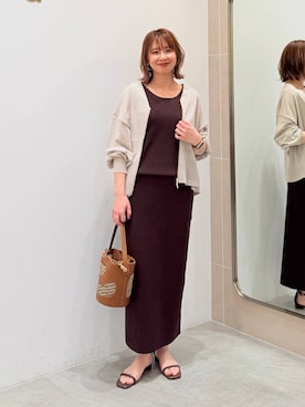 「Elura（エルーラ）のHole digging bag/640659（手袋、ベージュ系）」を使った、mikaxさん（レディース・158cm）の春コーディネート