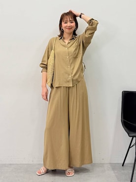 「Elura（エルーラ）の【cashe cashe(カシュカシュ)】メタリックコード編みトート/646444（手提包、ゴールド系）」を使った、mikaxさん（レディース・158cm）の春コーディネート