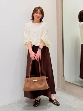 「Elura（エルーラ）のワイドリュクスベルトトート（手袋、イエロー系）」を使った、mikaxさん（レディース・158cm）の春コーディネート