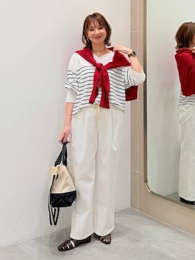 「Elura（エルーラ）の撥水ベルト2WAYトート/579691（手提包、ベージュ系）」を使った、mikaxさん（レディース・158cm）の春コーディネート