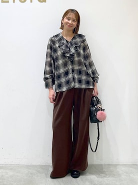 「アイテム（キーホルダー）」を使った、mikaxさん（レディース・158cm）の秋コーディネート