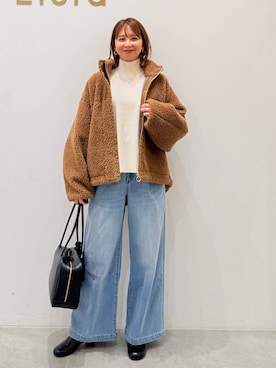 「アイテム（ボストンバッグ）」を使った、mikaxさん（レディース・158cm・40代）の冬コーディネート