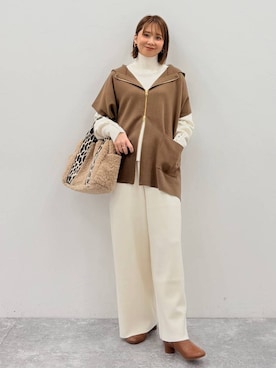 「アイテム（ベスト）」を使った、mikaxさん（レディース・158cm・40代）の秋コーディネート