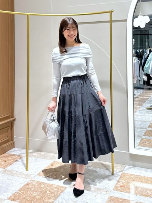 La boutique BonBon オフショルダー ブラック トップス
