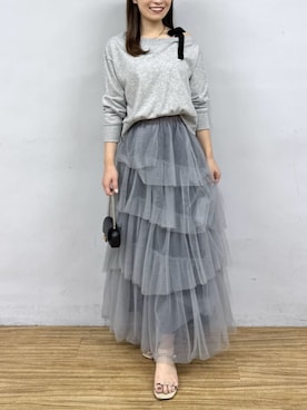 「La boutique BonBon（ラブティックボンボン）の【復刻】ミニ裏毛オフショルプルオーバー（Tシャツ/カットソー、グレー系）」を使った、La boutique BonBonさん（レディース・165cm）の秋コーディネート