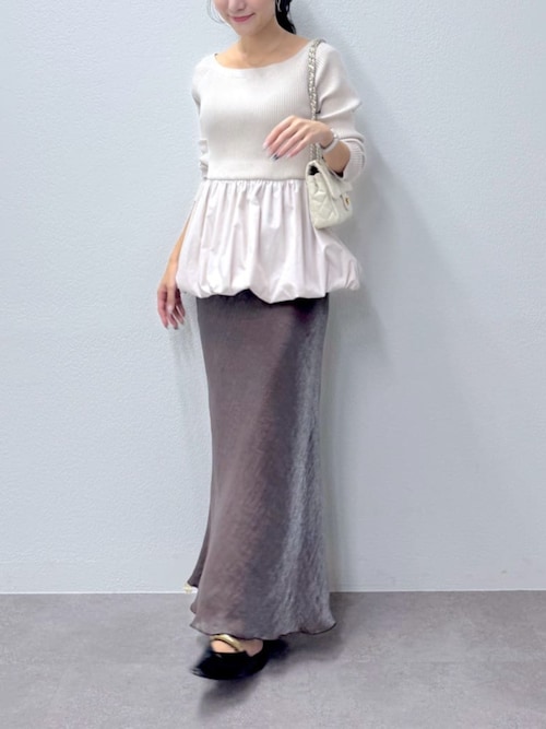 きらきらサテンロングナロースカート（スカート）｜La boutique BonBon