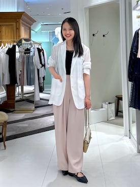 「アイテム（テーラードジャケット、ホワイト系）」を使った、La boutique BonBonさん（レディース・165cm）の夏コーディネート