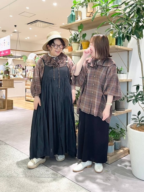 セール】《高山都さんコラボ》コットン柄アソートフリルブラウス