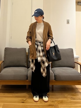「骨格ウェーブ」｜「アイテム（その他アウター）」を使った、りょーこさん（レディース・163cm）の秋コーディネート