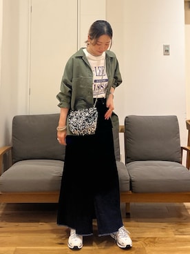 「スパンコール」｜「アイテム（その他アウター）」を使った、りょーこさん（レディース・163cm）の秋コーディネート