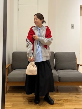 「アイテム（スタジャン）」を使った、りょーこさん（レディース・163cm）の秋コーディネート