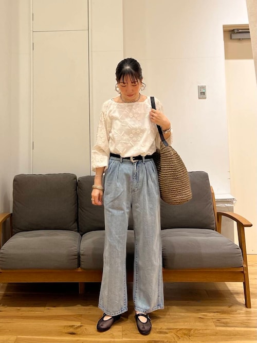 新品ダク付き 2025SS アーバンリサーチ 2タックギャザーデニムパンツ URBAN RESEARCH DOORS｜2タックギャザーデニムパンツ | Rakuten