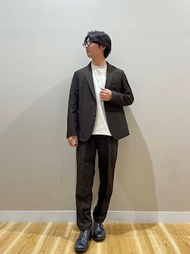 「アイテム（スーツパンツ）」を使った、西田 龍平さん（メンズ・168cm）の秋コーディネート