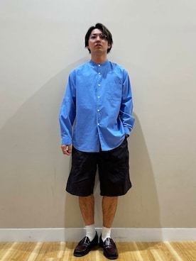 「URBAN RESEARCH DOORS（アーバンリサーチドアーズ）のシルクブレンド ロングスリーブバンドカラーシャツ（シャツ/ブラウス、ブルー系）」を使った、西田 龍平さん（メンズ・168cm）の春コーディネート