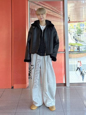 「アイテム（ムートンコート）」を使った、dnjsl2l8さん（メンズ・179cm）の冬コーディネート