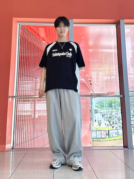 「ALAND（エーランド）のアイテム（スウェットパンツ）」を使った、dnjsl2l8さん（メンズ・178cm）の春コーディネート