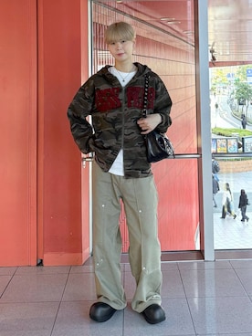 「アイテム（スリッポン）」を使った、dnjsl2l8さん（メンズ・179cm）の冬コーディネート