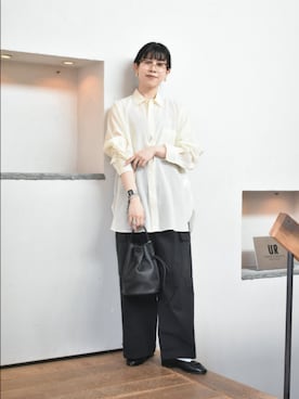 「かぐれ（カグレ）のユーティリティーイージーパンツ（その他パンツ、グリーン系）」を使った、おふじさん（レディース・161cm）の春コーディネート
