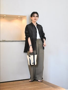 「かぐれ（カグレ）のベイカーパンツ（その他パンツ、グリーン系）」を使った、おふじさん（レディース・161cm）の夏コーディネート