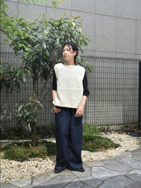 デニムイージーペインターパンツを使った人気ファッション